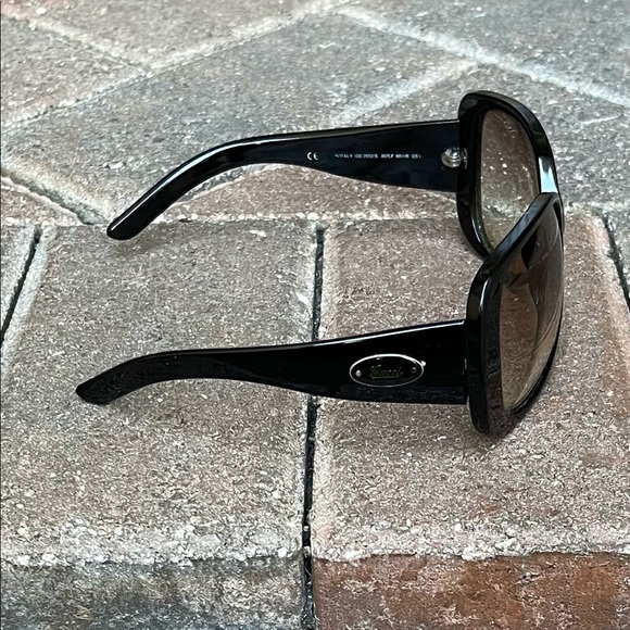 Gucci black sunglasses - Picture 8 of 13